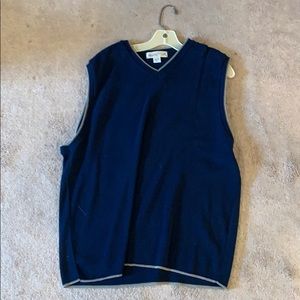 Sweater vest